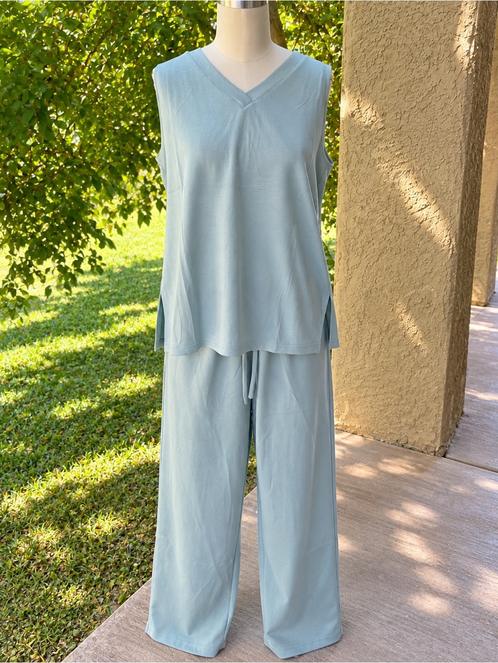 Source Unknown Light Blue Sleeveless V-Neck Pajama Lounge Set